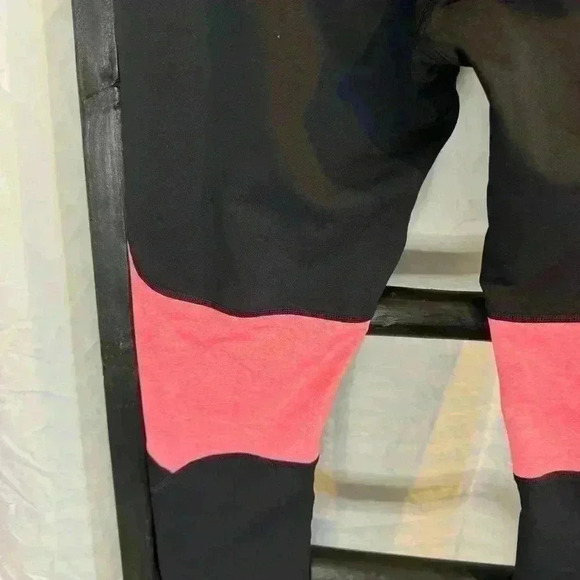 NWT Under Armour conoression cold gear leggings size medium - Picture 10 of 13